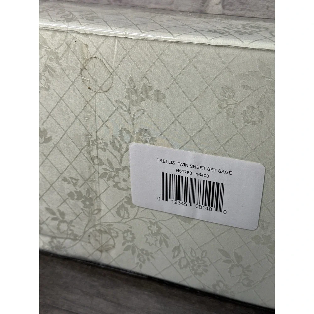 Northern Nights QVC Breathable Soft Cotton Twin Sheet Set Sage Green New Trellis